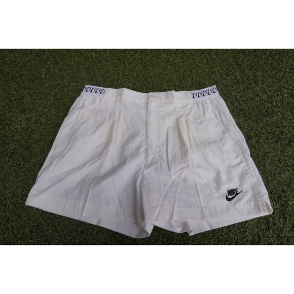 Vintage 80s Nike Challenge CourtJohn McEnroe Tennis Shorts Mens